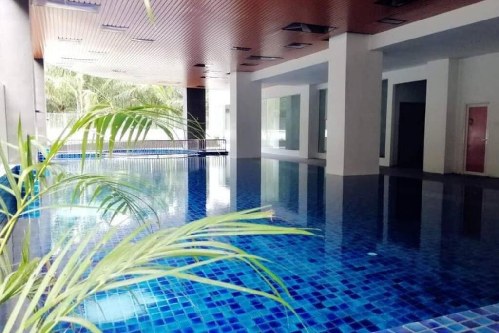 Апартаменти Joyful Sitiawan Skygarden Swimming Pool Сері-Манджунґ Екстер'єр фото
